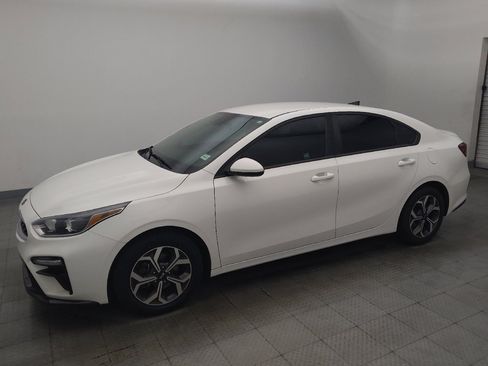 Used 2019 Kia Forte LXS FWD image 2