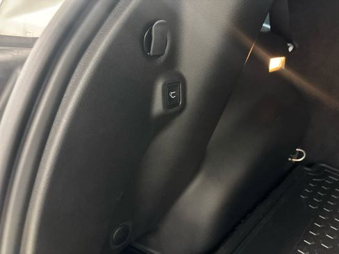 Used 2024 Jeep Compass Trailhawk w/ Trailhawk Elite Group image 15