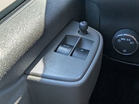 Used 2023 GMC Savana 3500 LS w/ Chrome Appearance Package image 24