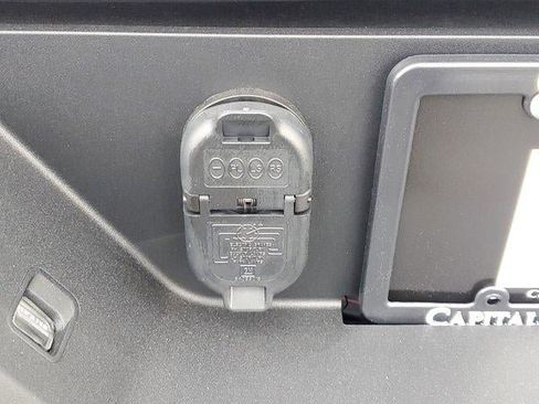 New 2026 GMC Sierra 1500 SLE w/ X31 Off-Road Package image 6