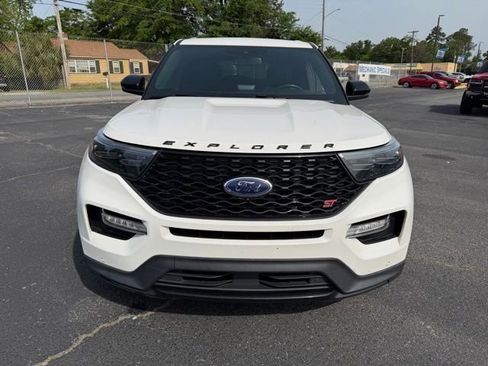 Used 2022 Ford Explorer ST w/ Equipment Group 401A image 6