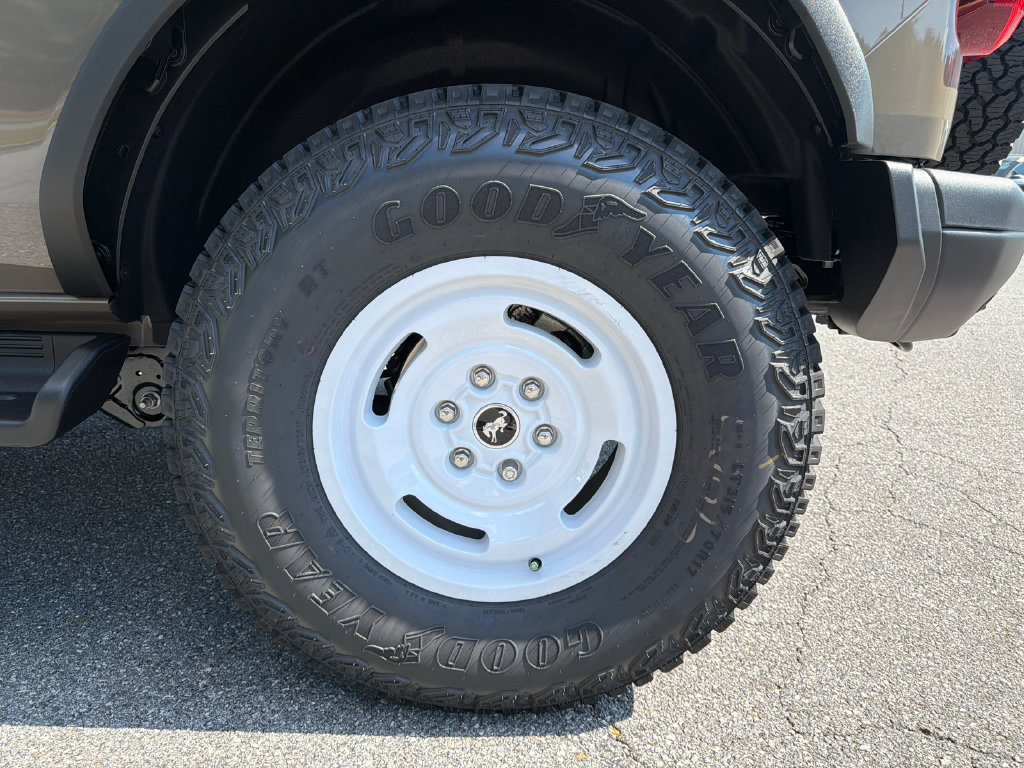 New 2026 Ford Bronco Heritage Edition AWD/4WD image 19