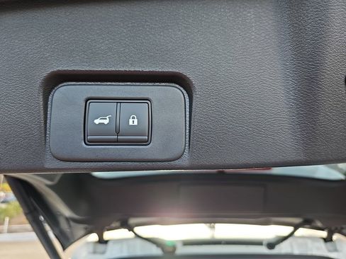New 2026 Nissan Rogue SV FWD image 18