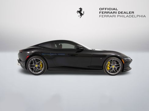 Certified 2022 Ferrari Roma image 8