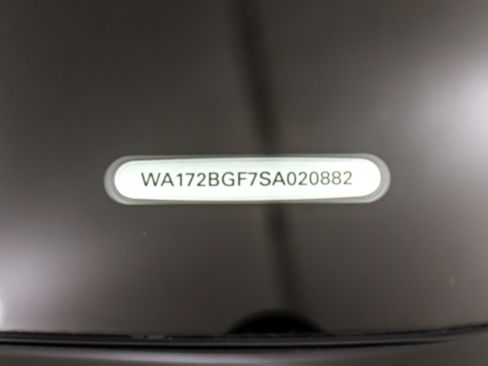 Used 2025 Audi Q6 e-tron Premium image 25