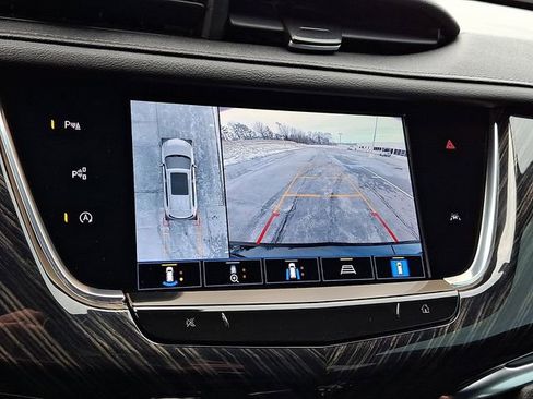 Used 2023 Cadillac XT6 Premium Luxury w/ Technology Package image 22