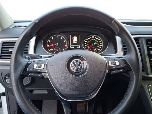 Used 2019 Volkswagen Atlas SE w/ Towing Package image 20