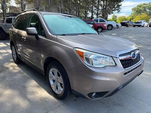 Used 2015 Subaru Forester 2.5i Limited w/ Popular Package #2 AWD/4WD image 7