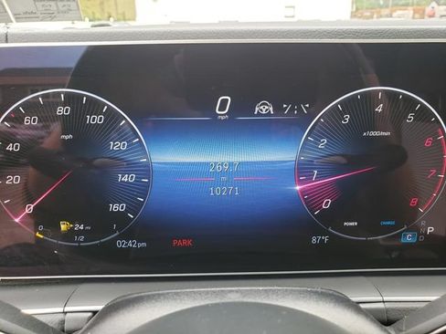 Used 2024 Mercedes-Benz GLS 450 4MATIC image 33