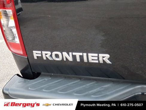 Used 2020 Nissan Frontier PRO-4X image 34