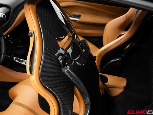 Used 2021 Ferrari F8 Tributo RWD image 42
