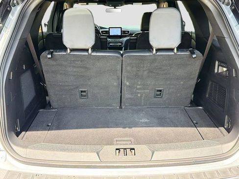 Used 2020 Ford Explorer Limited RWD image 36