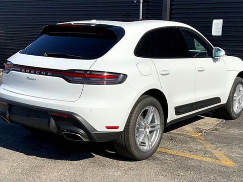 Certified 2026 Porsche Macan image 10