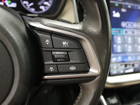 Used 2023 Subaru Legacy Limited AWD/4WD image 11