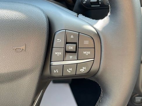 New 2025 Ford Maverick Lariat w/ Black Appearance Package image 7