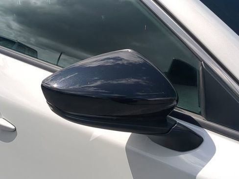 Used 2024 MAZDA MAZDA3 s FWD image 12