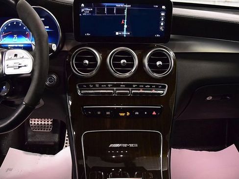 Used 2021 Mercedes-Benz GLC 63 AMG 4MATIC image 23