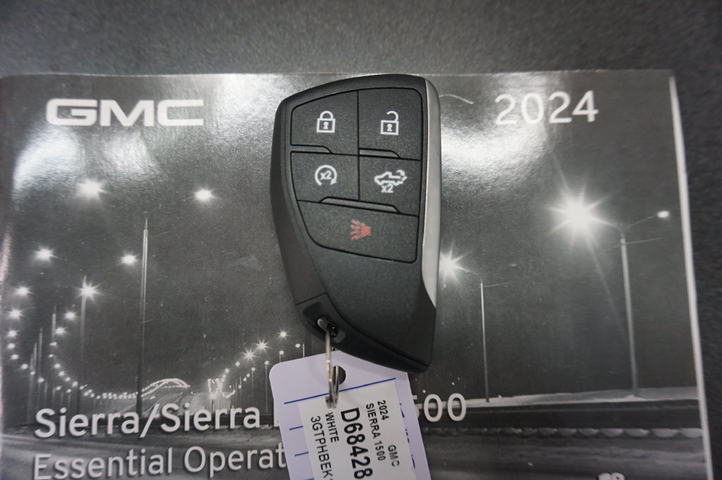 Used 2024 GMC Sierra 1500 SLE RWD image 18