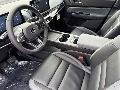 New 2026 Honda Prologue Touring image 4