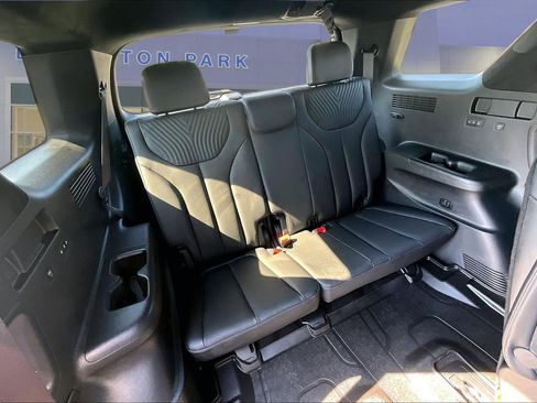 Used 2025 Hyundai Palisade Calligraphy AWD/4WD image 26