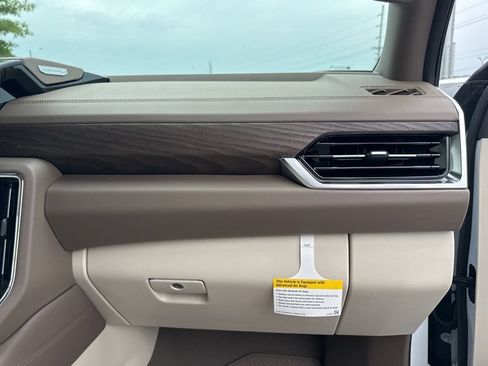 New 2026 GMC Yukon Denali AWD/4WD image 25