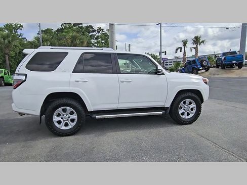 Used 2018 Toyota 4Runner SR5 Premium RWD image 37