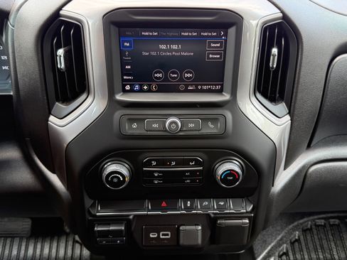 Used 2023 Chevrolet Silverado 2500 W/T w/ WT Convenience Package RWD image 18