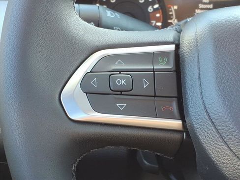 New 2026 Jeep Compass Limited image 13