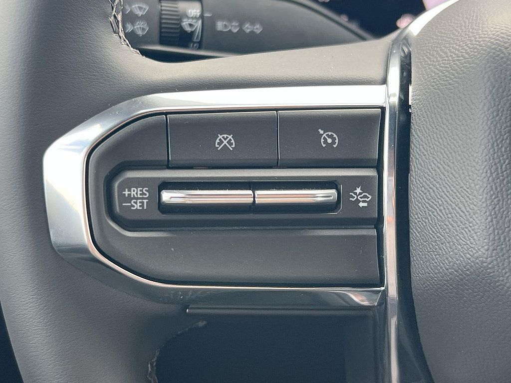New 2026 GMC Canyon Elevation RWD image 13