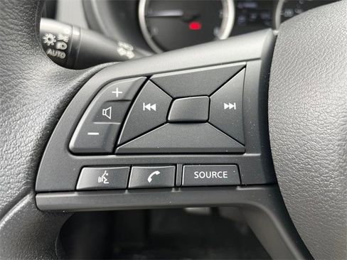 New 2025 Nissan Kicks Play S image 23