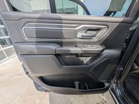 New 2026 RAM 1500 4x4 Crew Cab image 43
