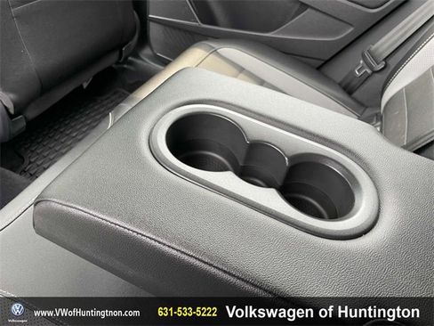 Certified 2022 Volkswagen Taos SEL image 10