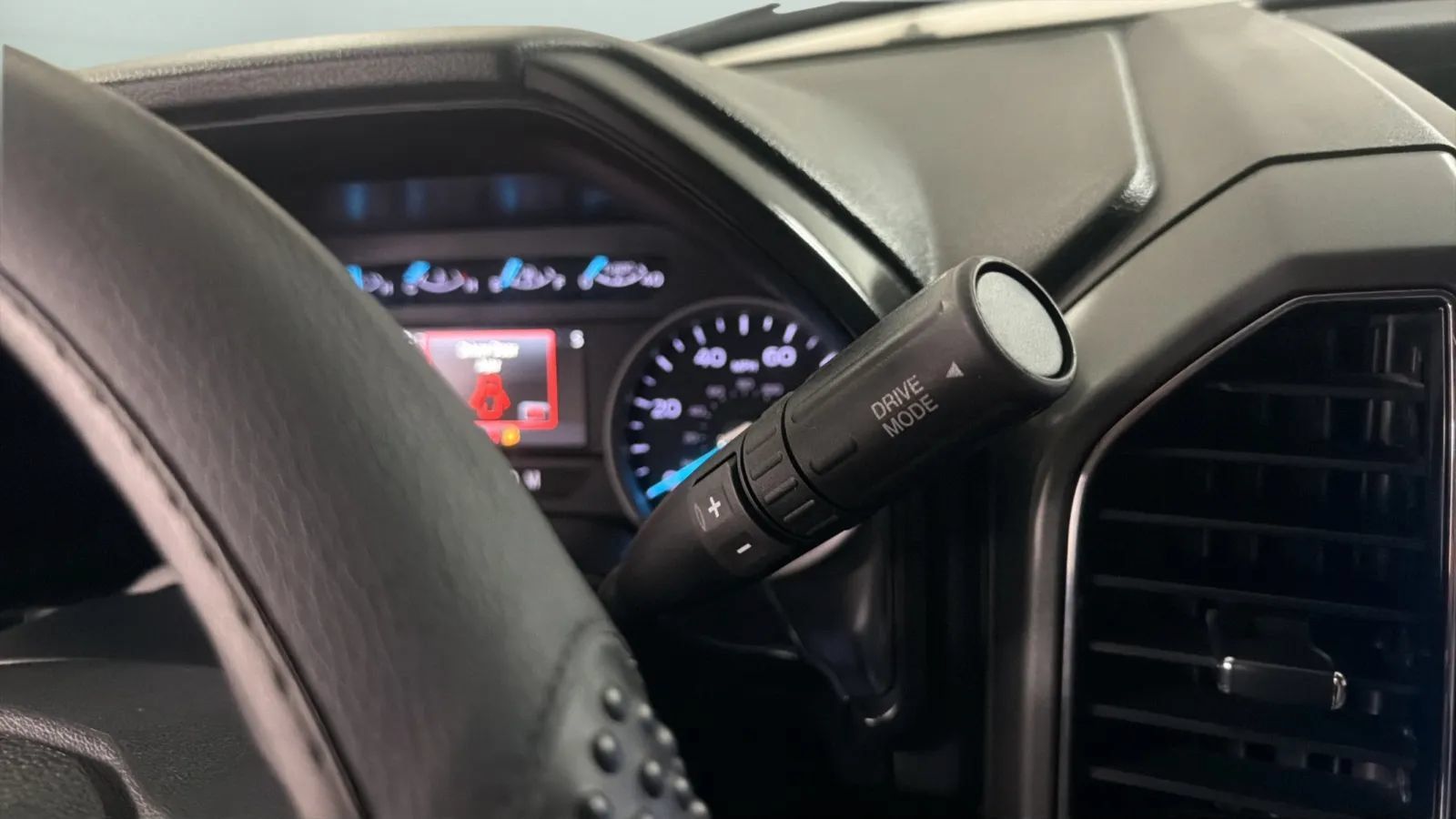 Used 2022 Ford F250 XLT AWD/4WD image 12