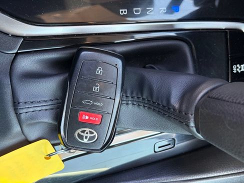 Used 2023 Toyota Corolla LE w/ LE Premium Package FWD image 13