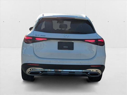 New 2026 Mercedes-Benz GLC 300 image 7