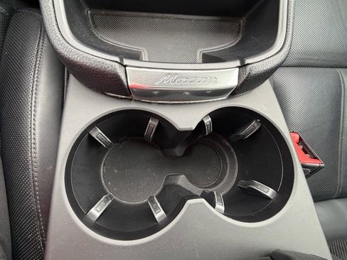 Used 2024 Porsche Macan image 22