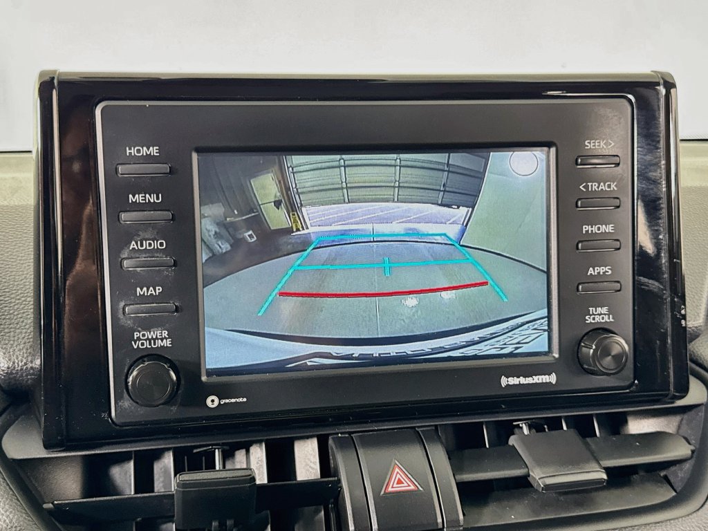 Used 2022 Toyota RAV4 LE AWD/4WD image 28