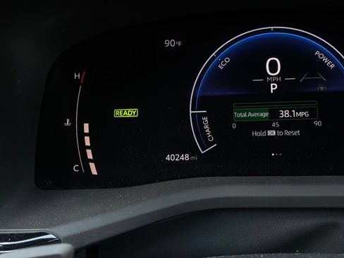 Used 2026 Toyota Camry SE FWD image 38