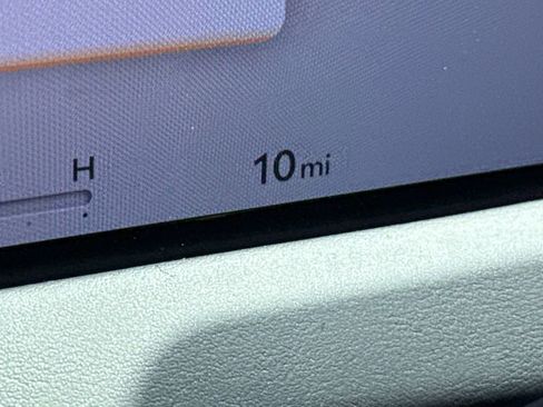 New 2026 Genesis GV70 2.5T Advanced AWD/4WD image 15