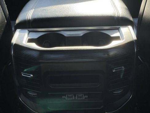 Used 2024 RAM 1500 Laramie image 24