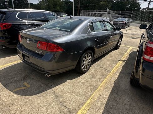 Used 2011 Buick Lucerne CXL FWD image 6