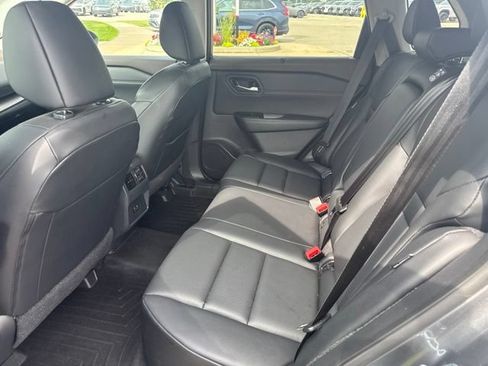 Used 2023 Nissan Rogue SV w/ SV Premium B Package AWD/4WD image 13