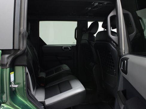 Used 2024 Ford Bronco Black Diamond AWD/4WD image 15