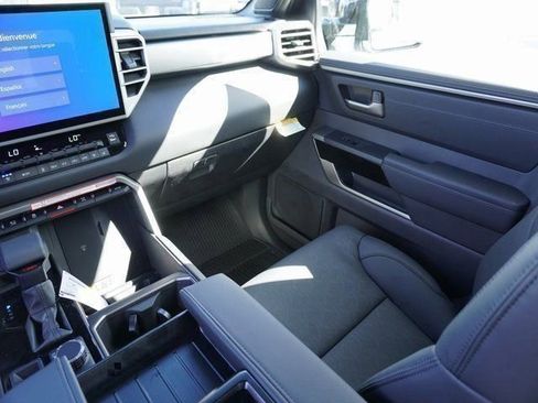 New 2025 Toyota Tundra Limited image 18