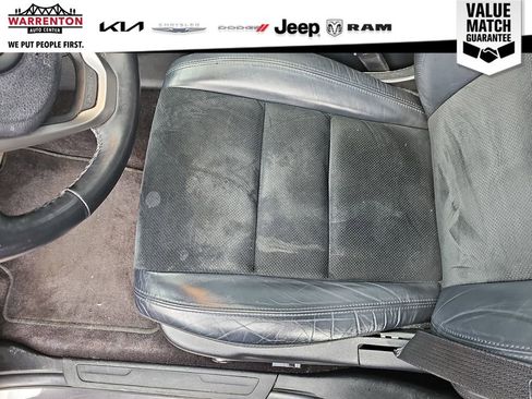 Used 2018 Jeep Grand Cherokee Altitude image 15