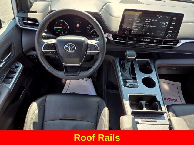 Used 2024 Toyota Sienna XSE w/ XSE Plus Package AWD/4WD image 15