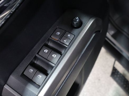 Used 2019 Toyota Tacoma Limited AWD/4WD image 15