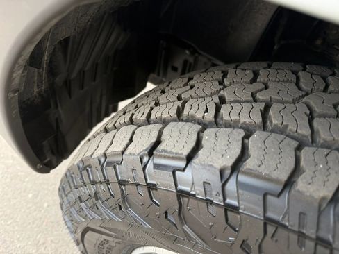 Used 2014 Nissan Xterra PRO-4X w/ Nevada Tow Package image 38