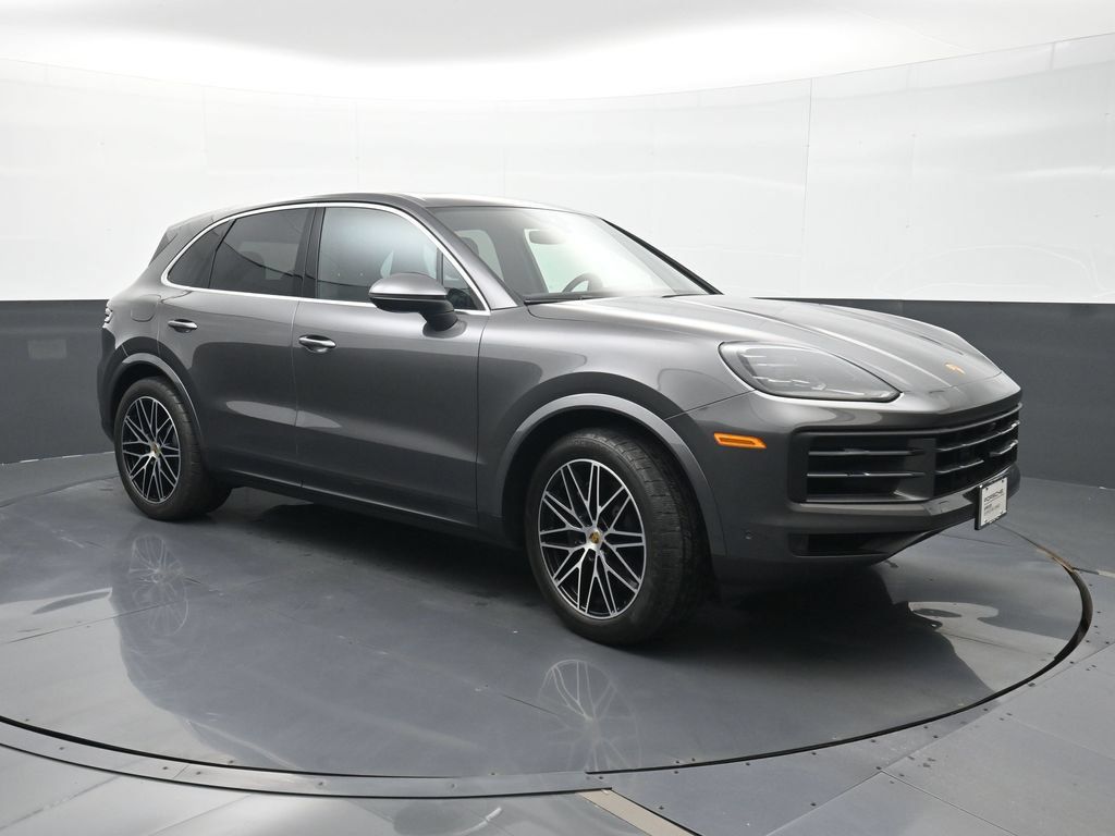 Certified 2024 Porsche Cayenne AWD/4WD image 24