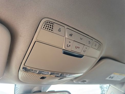 Used 2017 Mercedes-Benz C 300 Sedan image 31